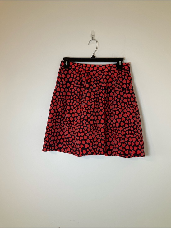 J. Crew Dresses & Skirts - J.Crew Heart Print Pleated Skater Skirt Red Black Size 2